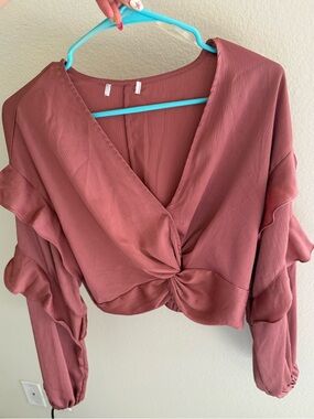Women’s Ruffle Sleeve Cropped Top - Dusty Rose
